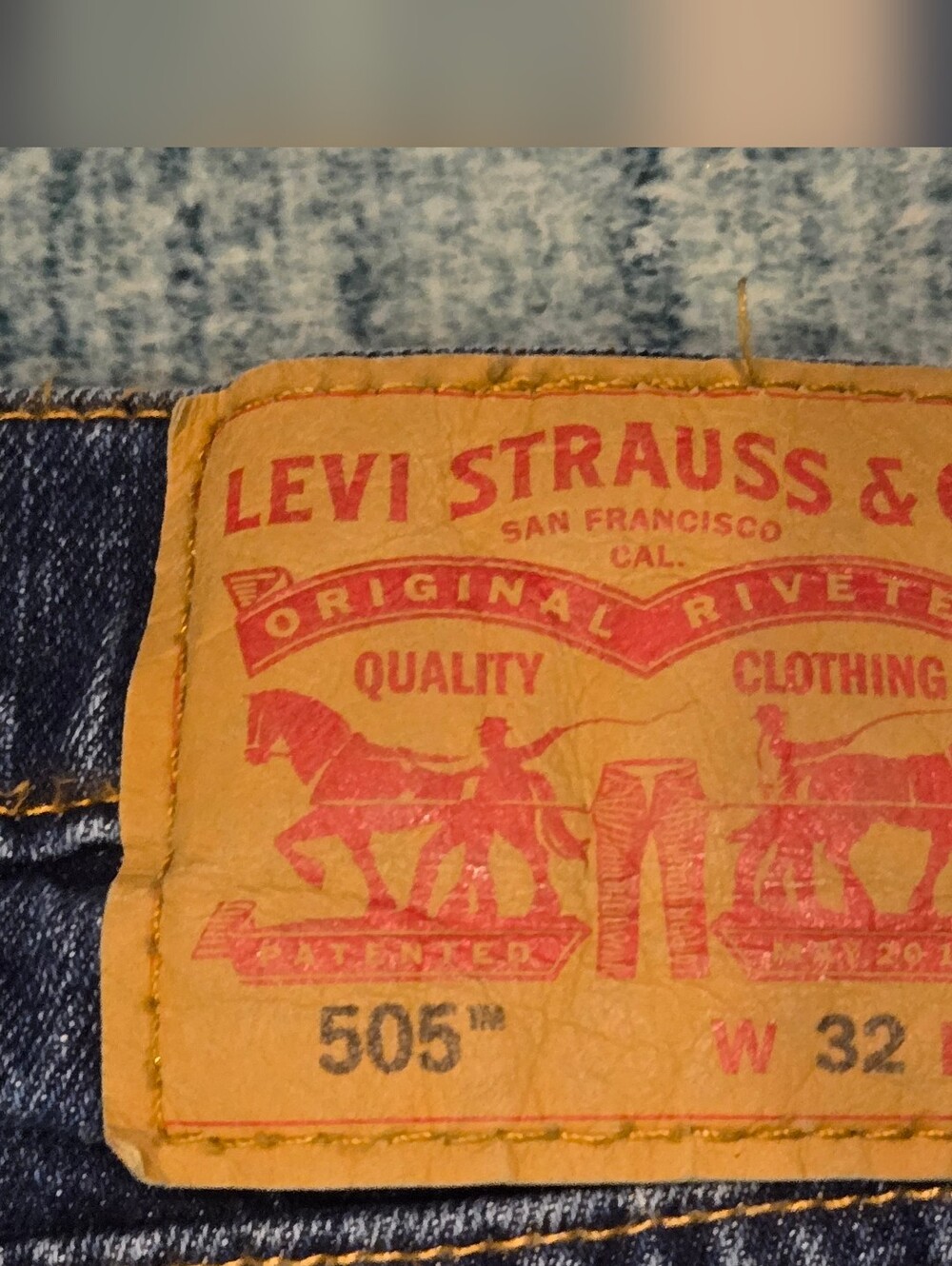Levi's 505's Blue Straight-Leg Jeans - Picture 4 of 4
